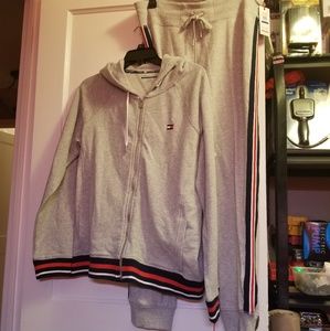 Wmns tommy Hilfiger sweatsuit grey XL msrp $129